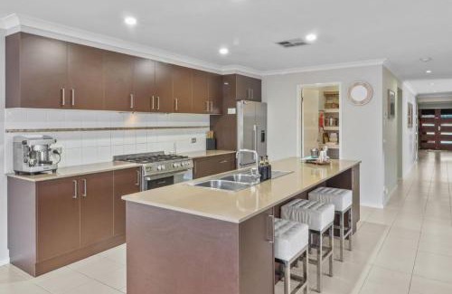 Mansfield Haus | Mansfield Accommodation - Sojourn on Stewart