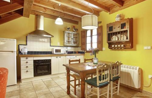 Pruneda Haus | Mansion in Nava with Pool & Terrace
