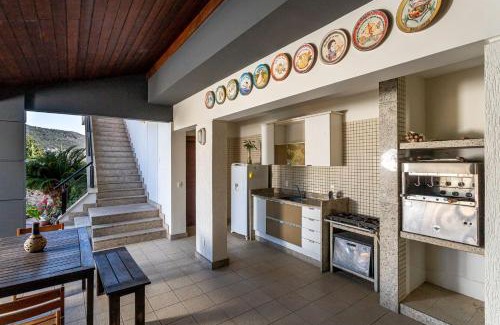 Sao Francisco Haus | Mansão em Niterói com Piscina e Vista Mar | LD 58