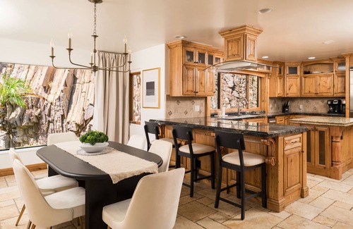 Paradise Valley Haus | Herrenhaus am Berg! Spektakuläre Aussicht, schöner Pool, Spa, Grill, Dampfbad