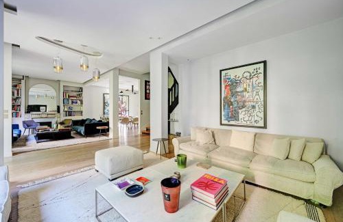 Neuilly-sur-Seine Wohnung | Mansion with swimming pool - 5BD 10P - Neuilly