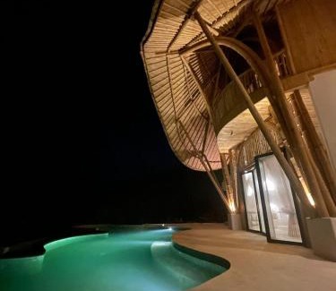 Sekongkang Villa | Manta Villa - Frontbeach Bamboo Eco Villa - Kini Village