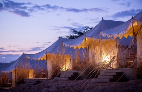 Khiyansaria Wohnmobilvermietung | MANVĀR SEVAN, THE DESERT CAMP