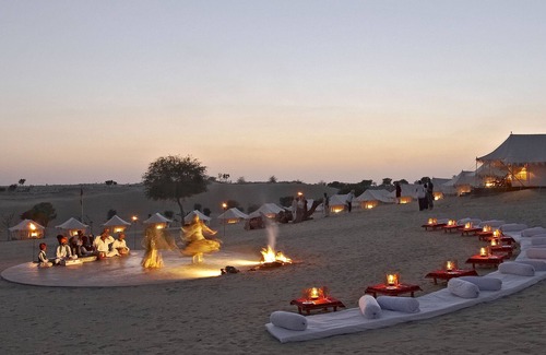 Khiyansaria Wohnmobilvermietung | MANVĀR SEVAN, THE DESERT CAMP
