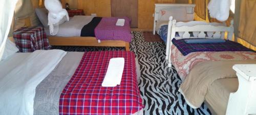 Maasai Mara Bed & Breakfast | Manyatta Homestay