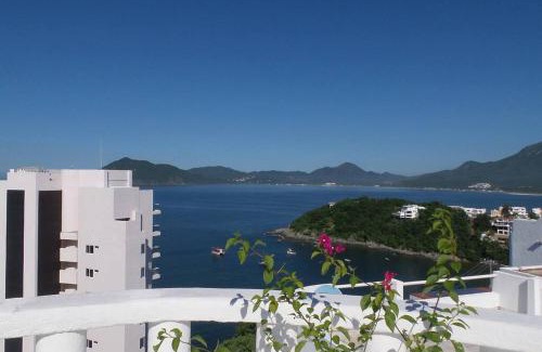 Peninsulas de Santiago Haus | Manzanillo Ocean Views Las Hadas Peninsula