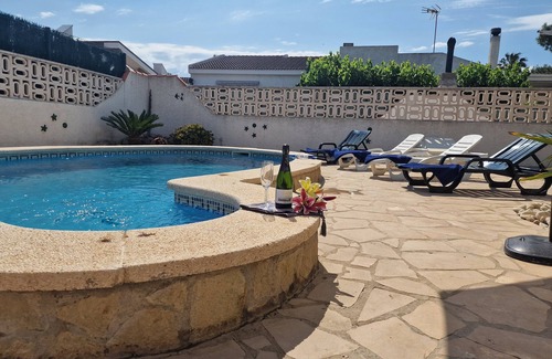 Riumar Skihütte | "Marianna“@MARISOL: 310m zum Strand, Privat-Pool, A/C, WiFi, Hundestrand