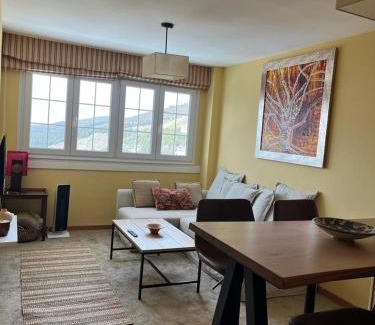Pradollano Wohnung | MARIBEL ELITE con piscina y jacuzzi