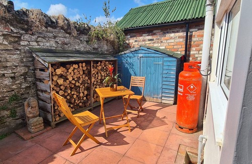 Clun Hütte | Ringelblumenhäuschen, CLUN