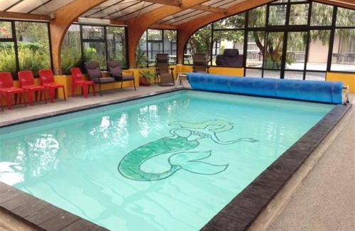 Westshore Hotel | Marineland Beachfront Accommodation