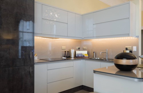 Central Aberdeen Wohnung | Marks At The Manor Luxury Riverside Apartments - Sleeps up to 4, with Parking and Sky TV