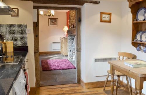 Little Hayfield Haus | Marl Farm Cottage