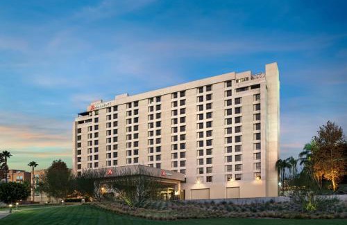 Downtown Riverside Hotel | Marriott Riverside at the Convention Center