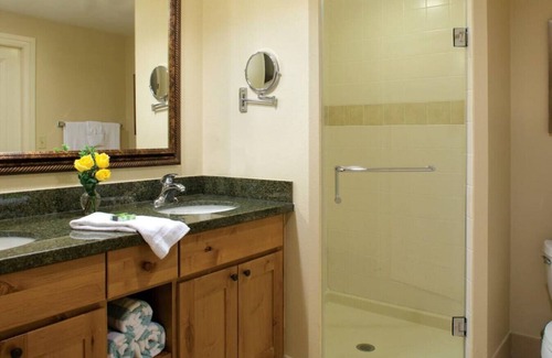 Lakeside Park Hotel | Marriott's Timber Lodge