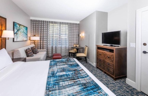 South Lake Tahoe Resort | Marriott's Timber Lodge Studio