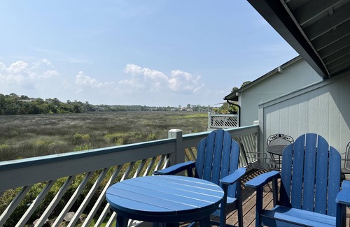 Saint Simons Heights Eigentumswohnung | Marsh Front - Three Bedroom - Zu Fuß zum Redfern Village