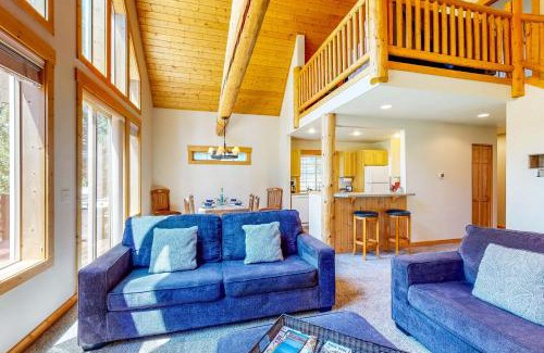 Klamath Falls Haus | Marsh Hawk Cabin