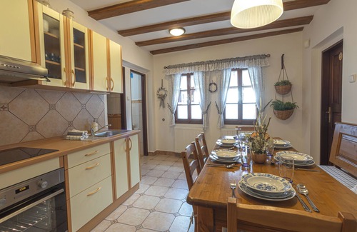 Horni Marsov Hütte | MARŠOVKA- mountain cottage with six rooms for your relaxation