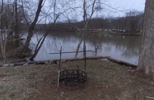 Dresden Haus | Martin's River Cabin