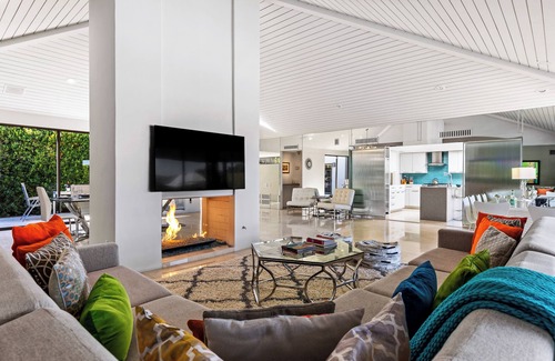 Historic Tennis Club Haus | Martini Modern - Palm Springs Luxury Paradise