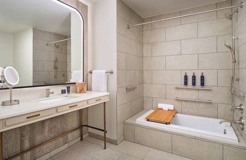 Truckee Hotel | Martis Valley Lodge Tapestry Collection by Hilton