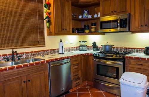 Nopolo Haus | Herrlicher Berg- und Seeblick, Casa Encantada. Golfwagen gegen Aufpreis erhältlich