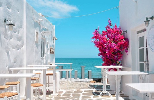 Karterados Villa | Marvellous Santorini Villa | Villa Bilbo | Double Room with Shared Furnished Terrace | Karterados