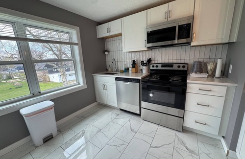 Lorain Wohnung | Marvelous 2-bedroom apartment with AC in Lorain
