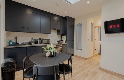 Enfield Highway Eigentumswohnung | Marvelous condo in Enfield, Free WiFi, Free Parking