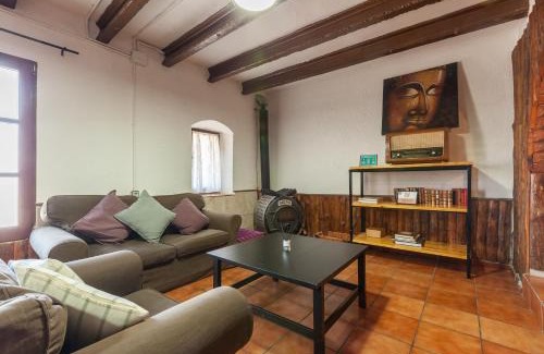 Can Trabal Haus | Masia Alt