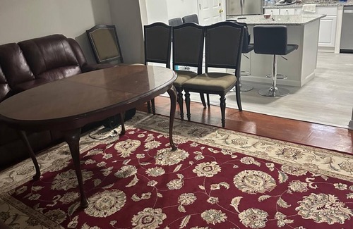 Fort Washington Bed & Breakfast | Master bedroom with private bathroom Near to Washington DC.