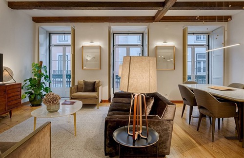 Encarnacao Wohnung | Master Historical Gem in Chiado