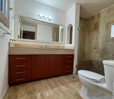 Zona Hotelera Haus | Master Suite In Beach House Pok