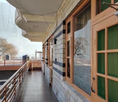 Bhuntar Haus | Mathan View Homestay - 3min Drive to Kullu-Manali Airport