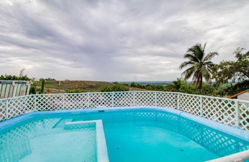 Georgeville Haus | Mattea Vacation House at Bella Vue Estate