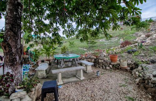 Georgeville Haus | Mattea Vacation House at Bella Vue Estate