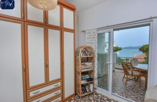 Ayvalik City Center Haus | Mavi Pension