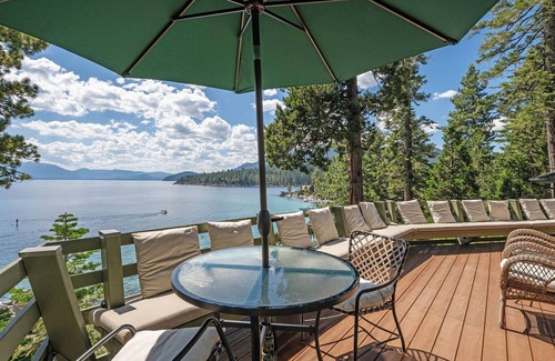 Tahoma Haus | McCown am See: 5 BR / 4 BA Haus / Hütte in Tahoma, Schlafen 14