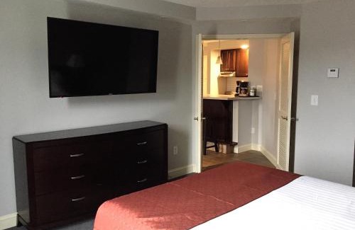 Ripley Hotel | McCoy's Inn