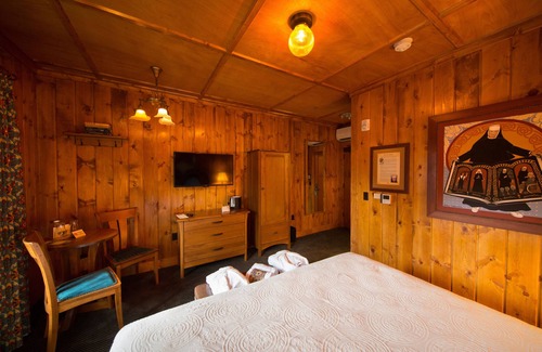 Old Bend Hotel | McMenamins Old St. Francis