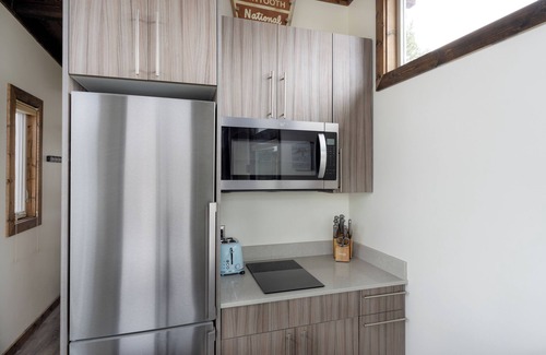 Stanley Kabine | Meadow Creek Tiny Home #07