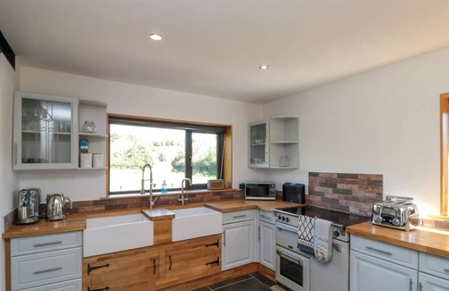 Weaverthorpe Haus | Meadowside Bungalow