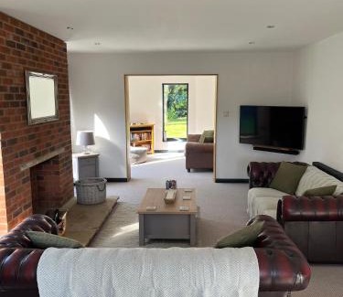 Weaverthorpe Haus | Meadowside