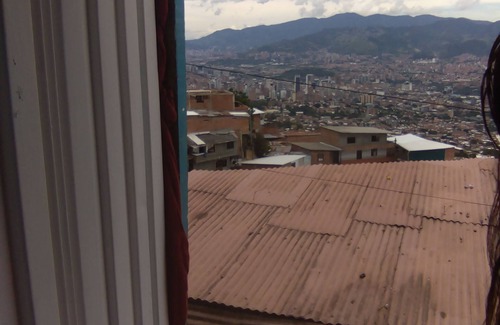 Manrique Kabine | Medellin Mirador cabin