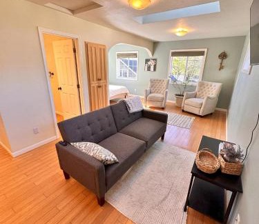 Medford Wohnung | Medford Home And 2 Condos With Pool