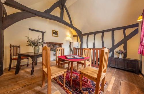 Bildeston Haus | Medieval cottage in rural village - Duke's Lodge