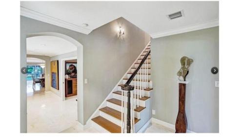 Hendricks and Venice Isles Haus | Mediterranean Paradise