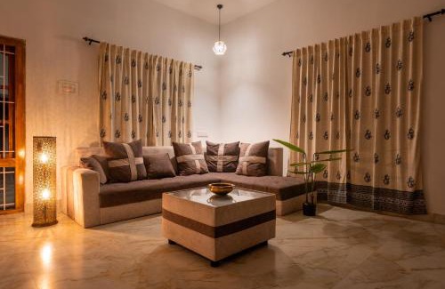 Coimbatore Kabine | Meenakshi residency