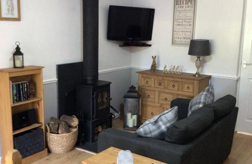 Moreton Bed & Breakfast | Meerkat Manor