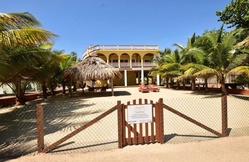 Hopkins Haus | Mellow Yellow Beach House